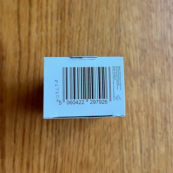 The Inkey List Polyglutamic Acid - Picture 3 of 5